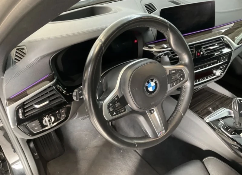 BMW 530, снимка 14 - Автомобили и джипове - 52265955