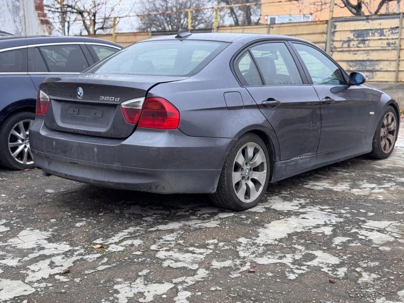 BMW 320 320d На части, снимка 4 - Автомобили и джипове - 52675619