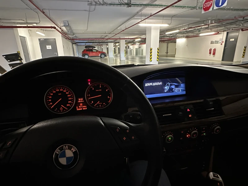BMW 530 530xd, снимка 15 - Автомобили и джипове - 52533404