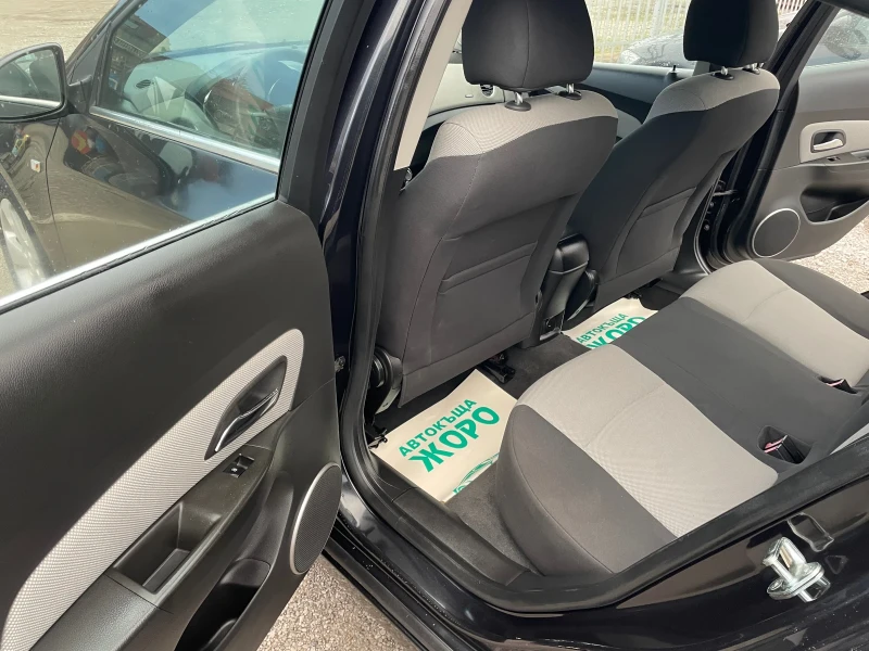 Chevrolet Cruze 2.0 , 163 коня, ПАРКТРОНИК , 6 скорости, снимка 11 - Автомобили и джипове - 52641082