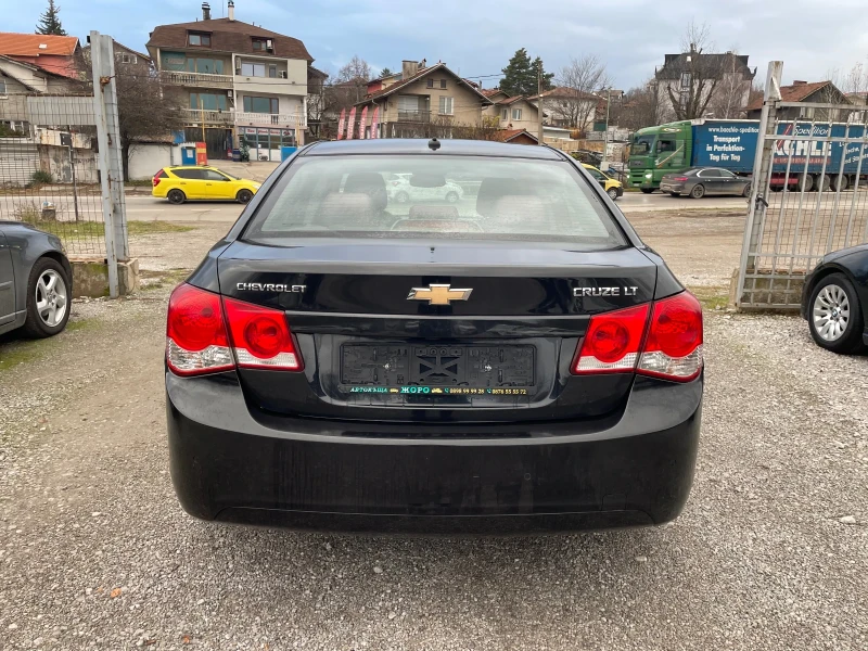 Chevrolet Cruze 2.0 , 163 коня, ПАРКТРОНИК , 6 скорости, снимка 4 - Автомобили и джипове - 52641082