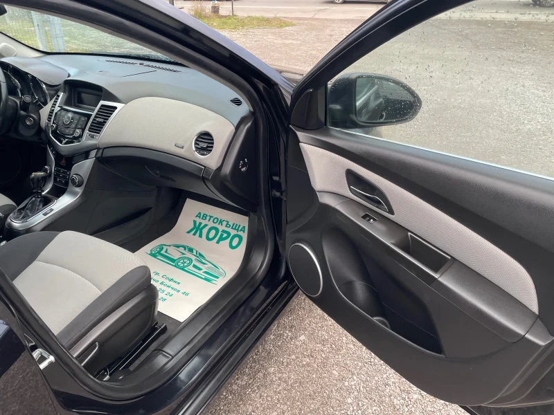 Chevrolet Cruze 2.0 , 163 коня, ПАРКТРОНИК , 6 скорости, снимка 9 - Автомобили и джипове - 52641082