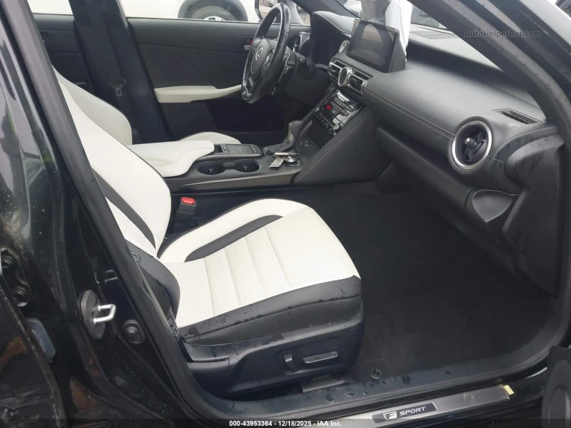 Lexus IS 350 F SPORT, снимка 10 - Автомобили и джипове - 53206163