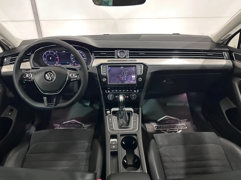 VW Passat * AUTO* * PANO* , снимка 8 - Автомобили и джипове - 53424079