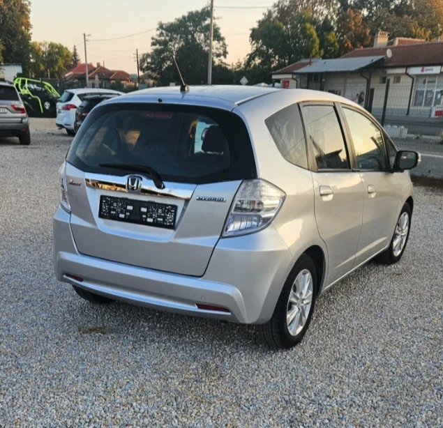 Honda Jazz, снимка 4 - Автомобили и джипове - 48234659