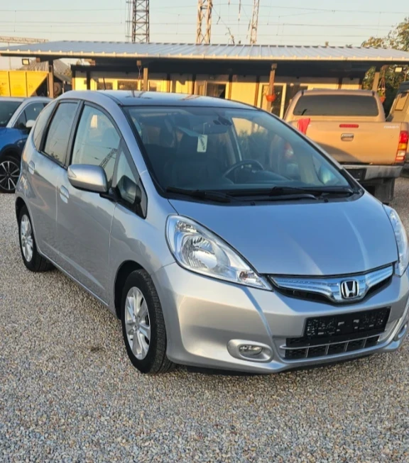 Honda Jazz, снимка 8 - Автомобили и джипове - 48234659