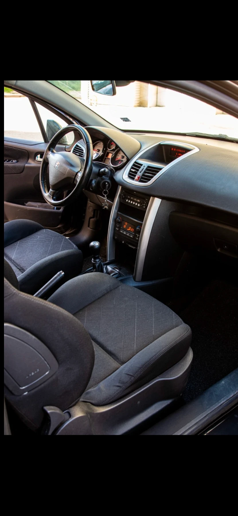 Peugeot 207 1.6i - изображение 9