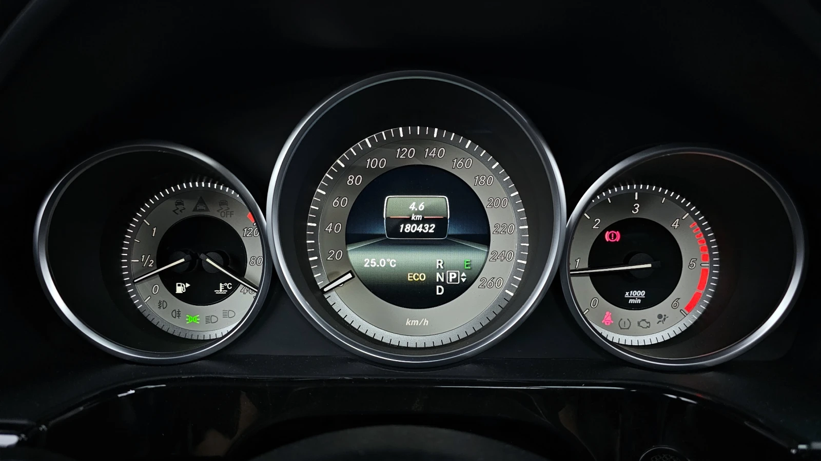 Mercedes-Benz E 220 E-Class W212 E220 CDI Avantgarde - изображение 8
