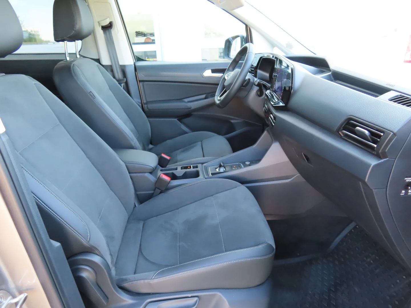 VW Caddy Style TDI 5 ����� | Mobile.bg � ����������� 6