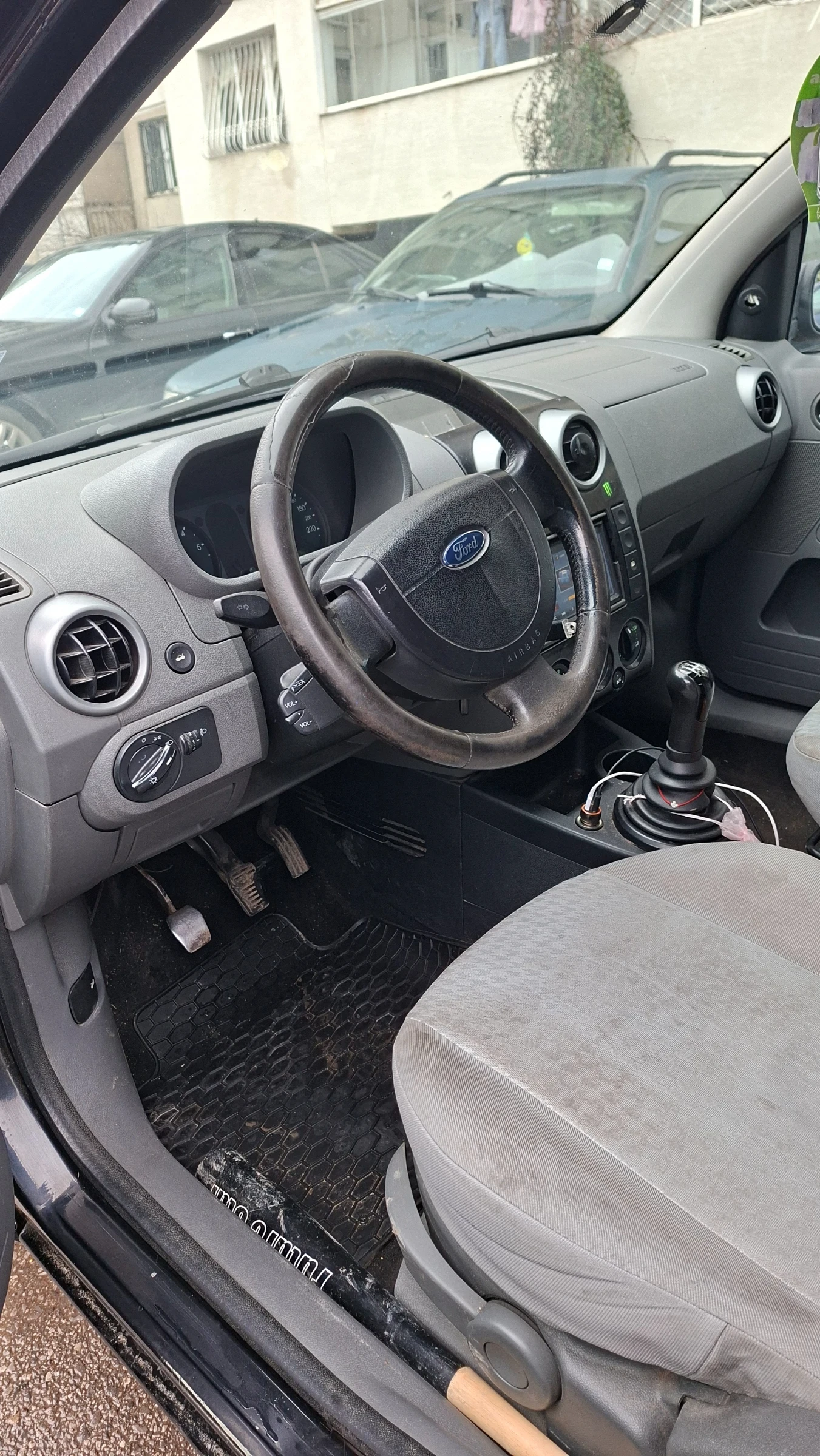 Ford Fusion 1.4 тди - изображение 6