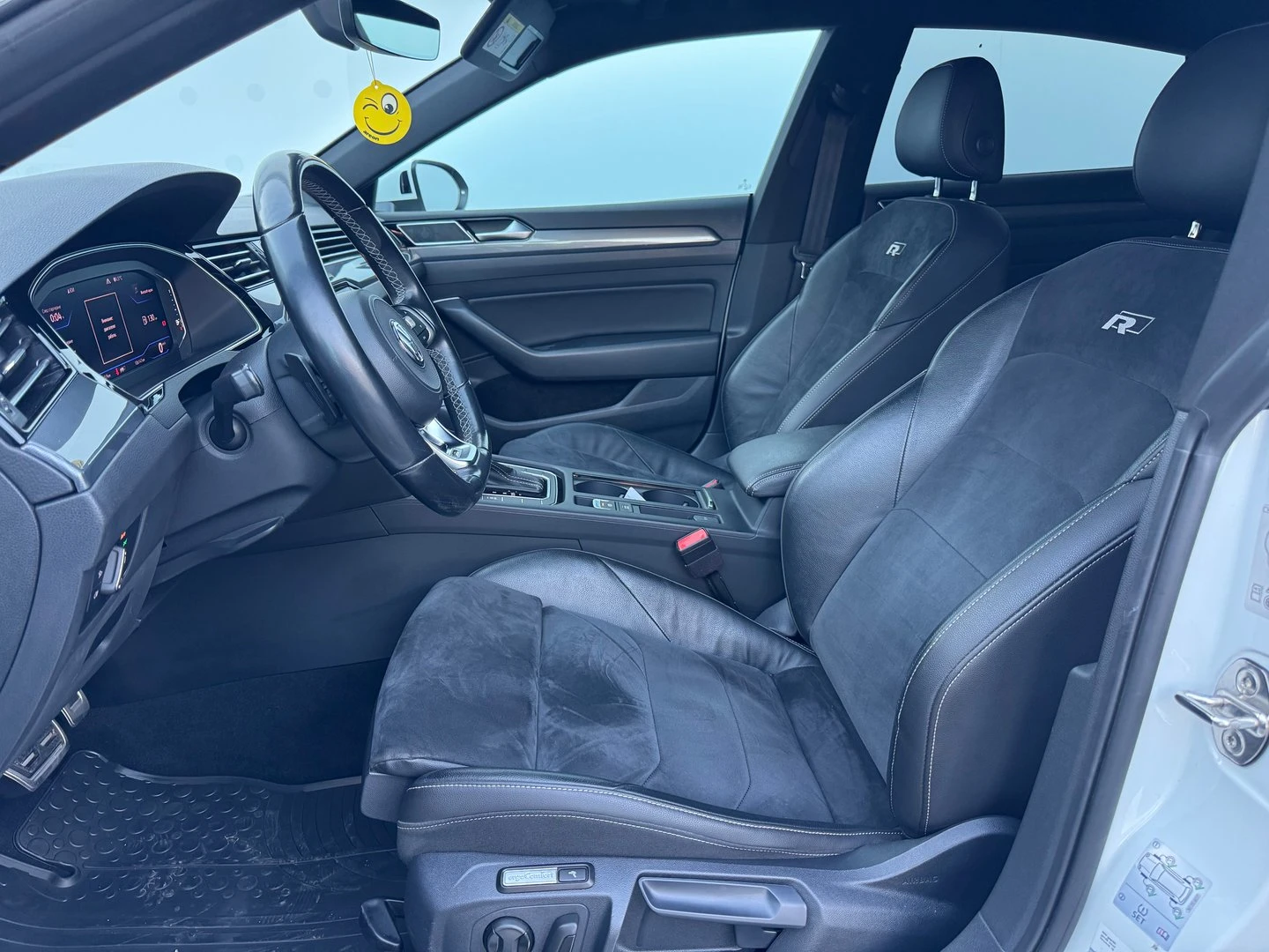 VW Arteon R-Line 2.0 TSI OPF DSG - изображение 5