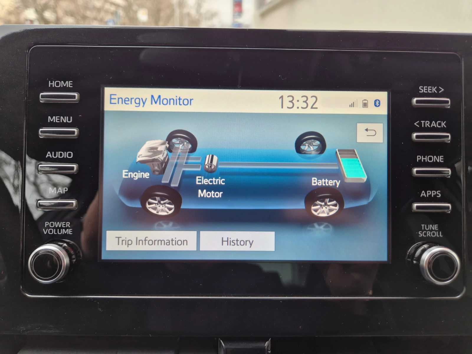 Toyota Camry Hybrid * Facelift * Distronic * KeyLess | Mobile.bg � ����������� 12