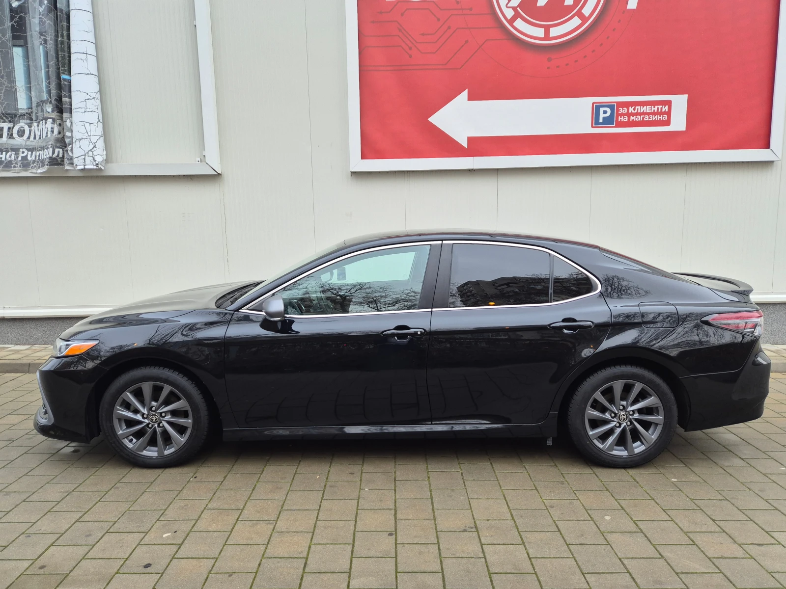 Toyota Camry Hybrid * Face * Distronic * KeyLess - изображение 2