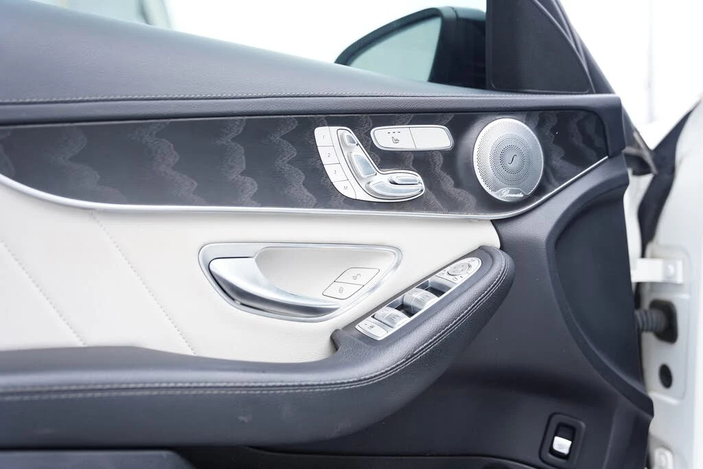 Mercedes-Benz C 43 AMG 4MATIC* BURMESTER* 360 CAM* ПАНОРАМА* КЕЙЛЕС - изображение 7