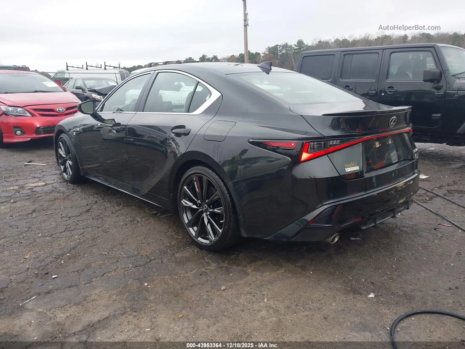 Lexus IS 350 F SPORT - изображение 3