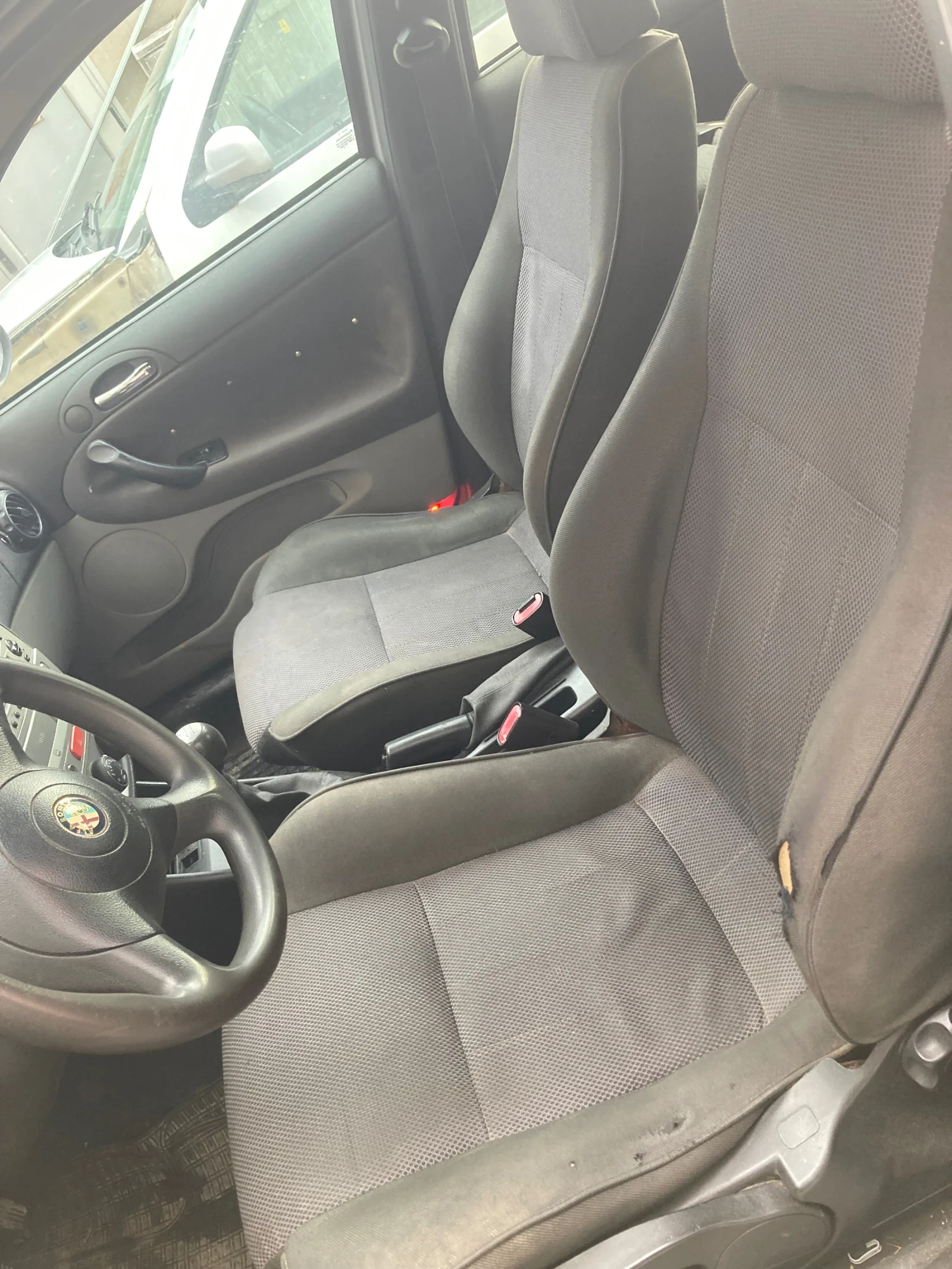 Alfa Romeo 147  - изображение 7