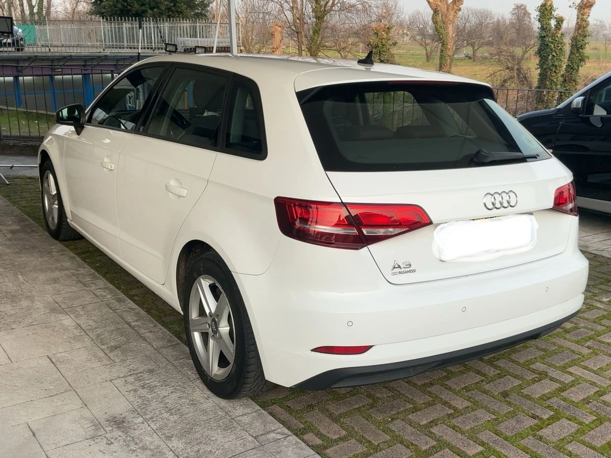 Audi A3 30 G-TRON EURO 6D - изображение 8