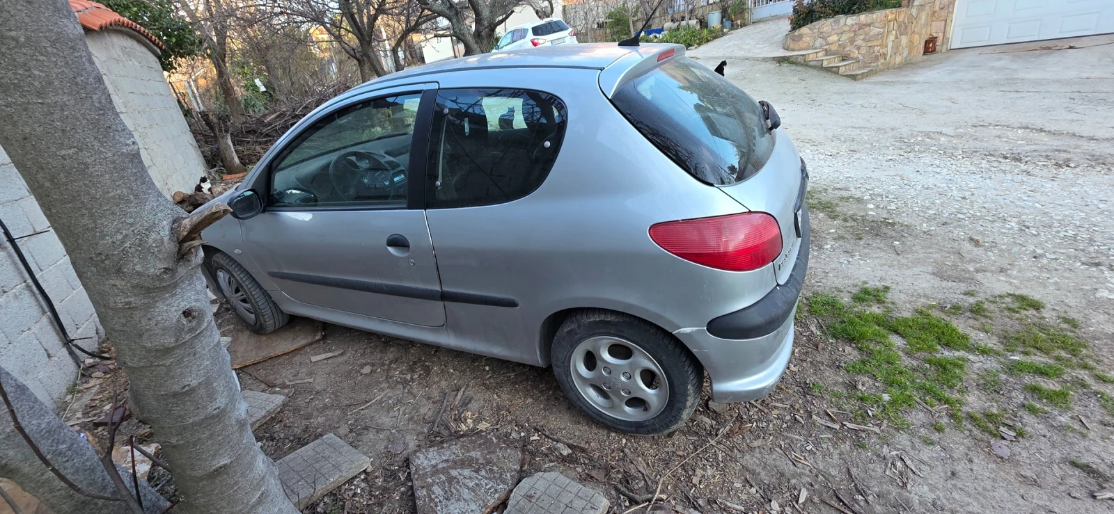 Peugeot 206 Хечбек, снимка 2 - Автомобили и джипове - 53786640