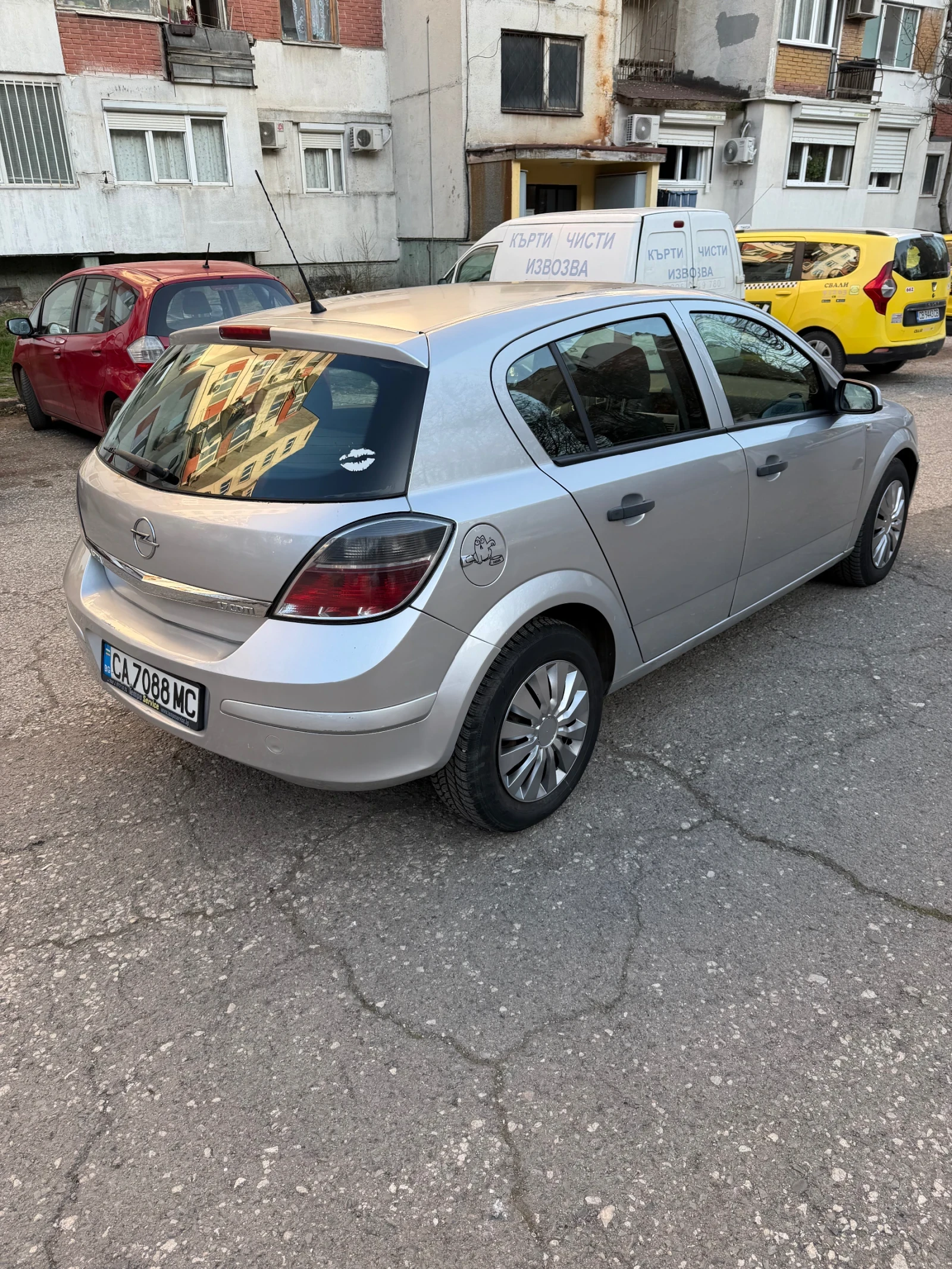 Opel Astra 1.7, снимка 3 - Автомобили и джипове - 53851826