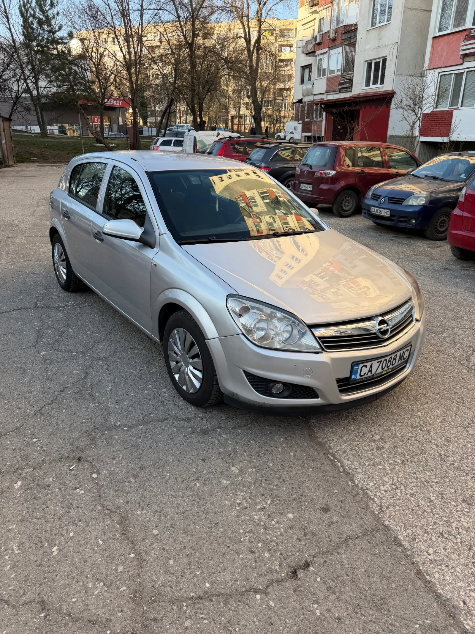 Opel Astra 1.7, снимка 2 - Автомобили и джипове - 53851826