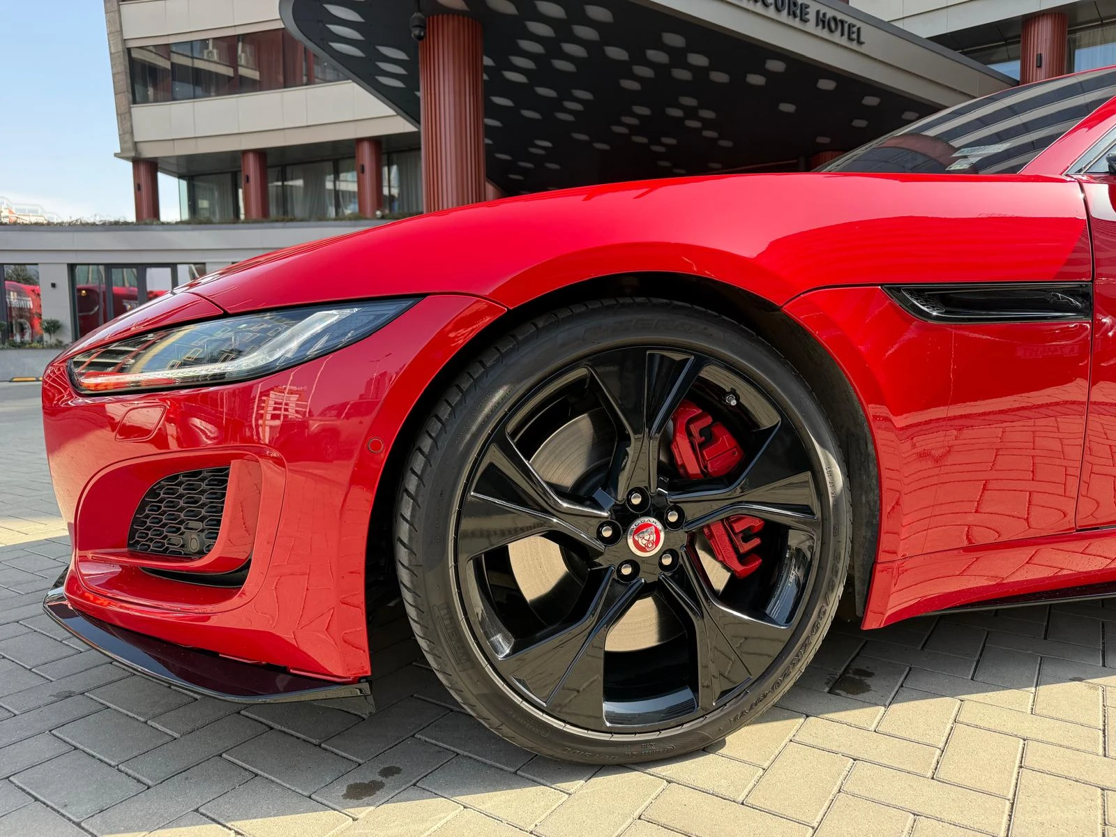 Jaguar F-Type P450 AWD R-Dynamic Coupe, снимка 8 - Автомобили и джипове - 53864527