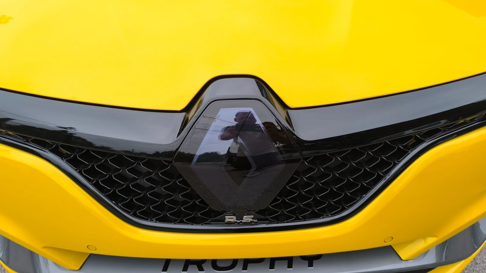 Renault Megane R.S. Trophy, снимка 10 - Автомобили и джипове - 54039259