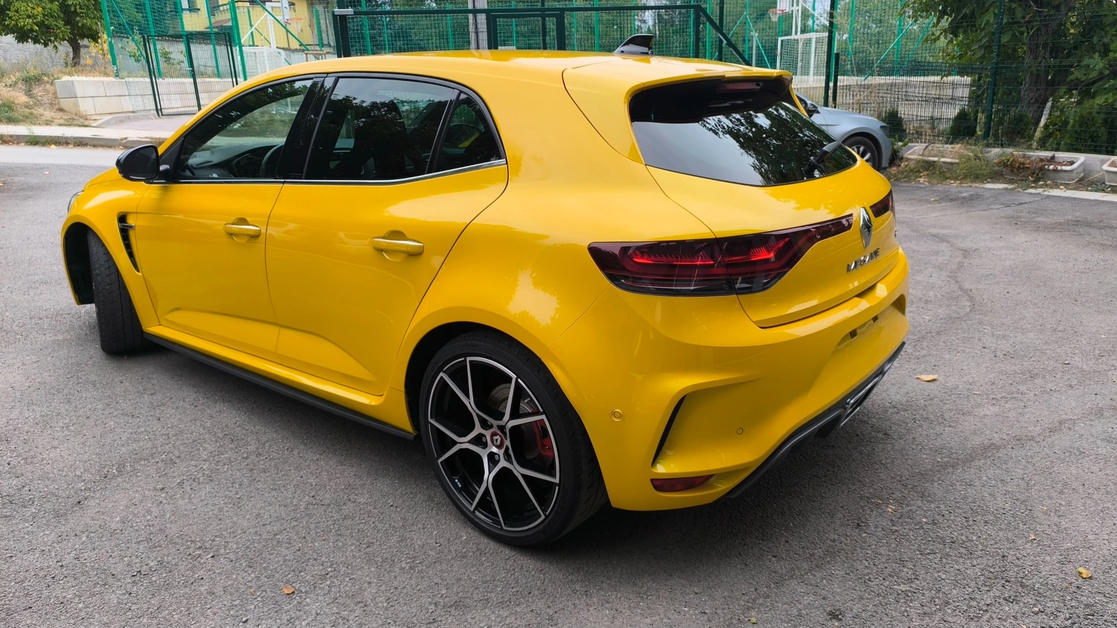 Renault Megane R.S. Trophy, снимка 6 - Автомобили и джипове - 54039259