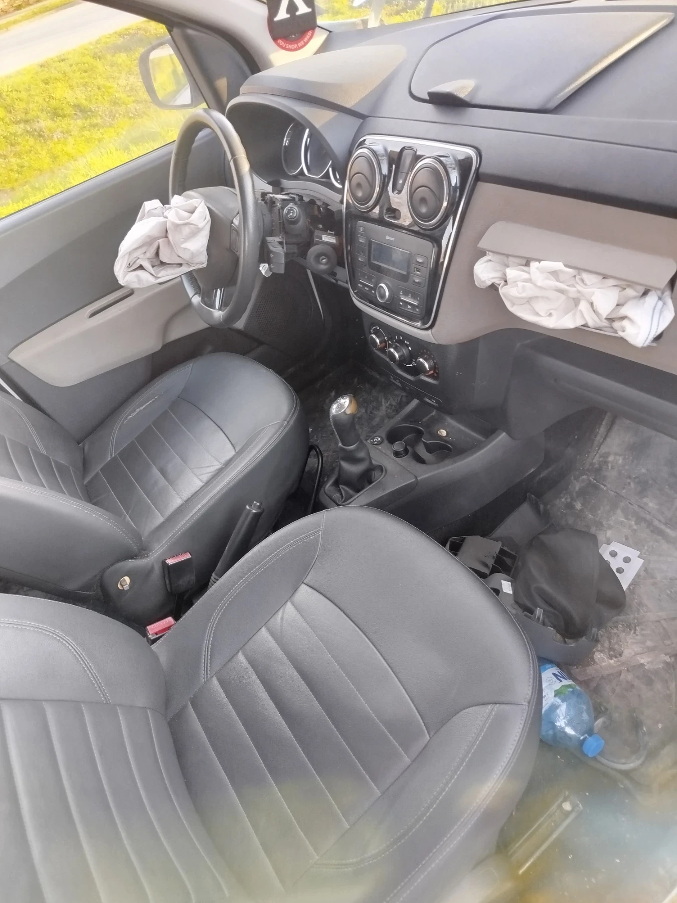 Dacia Lodgy 1.6бенз газ, снимка 6 - Автомобили и джипове - 54048368