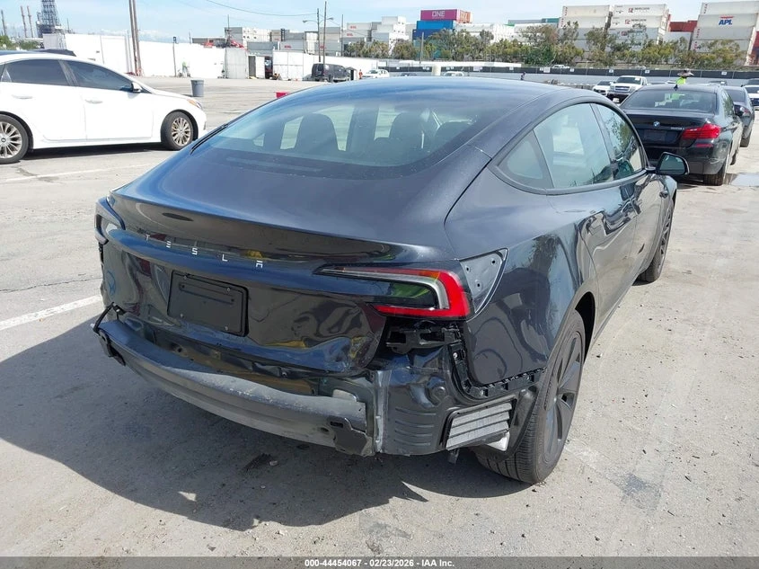 Tesla Model 3 Long Range Dual Motor All-Wheel Drive/Rear-Wheel D, снимка 6 - Автомобили и джипове - 54490596