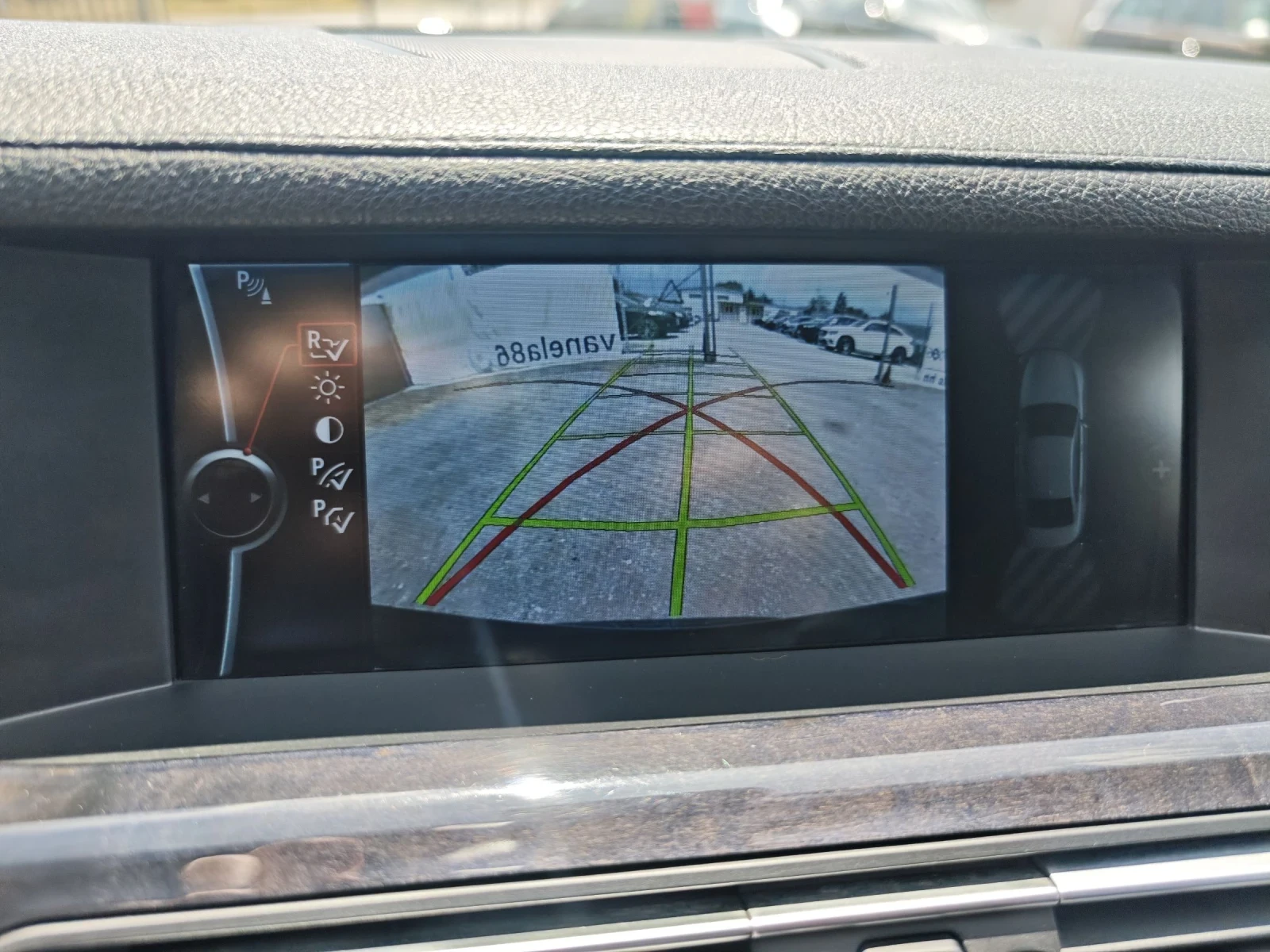 BMW 750 TOP FULL, снимка 14 - Автомобили и джипове - 55212004