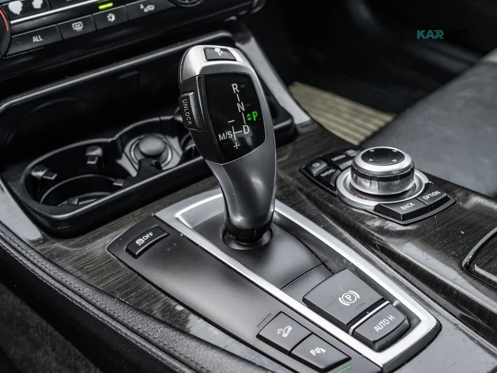 BMW 535 xDrive* AвтоКредит* (ЦЕНА ДО БГ), снимка 12 - Автомобили и джипове - 55304487