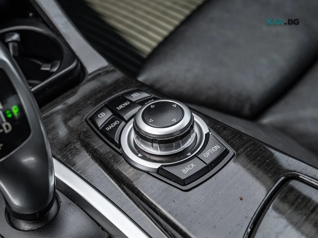 BMW 535 xDrive* AвтоКредит* (ЦЕНА ДО БГ), снимка 13 - Автомобили и джипове - 55304487