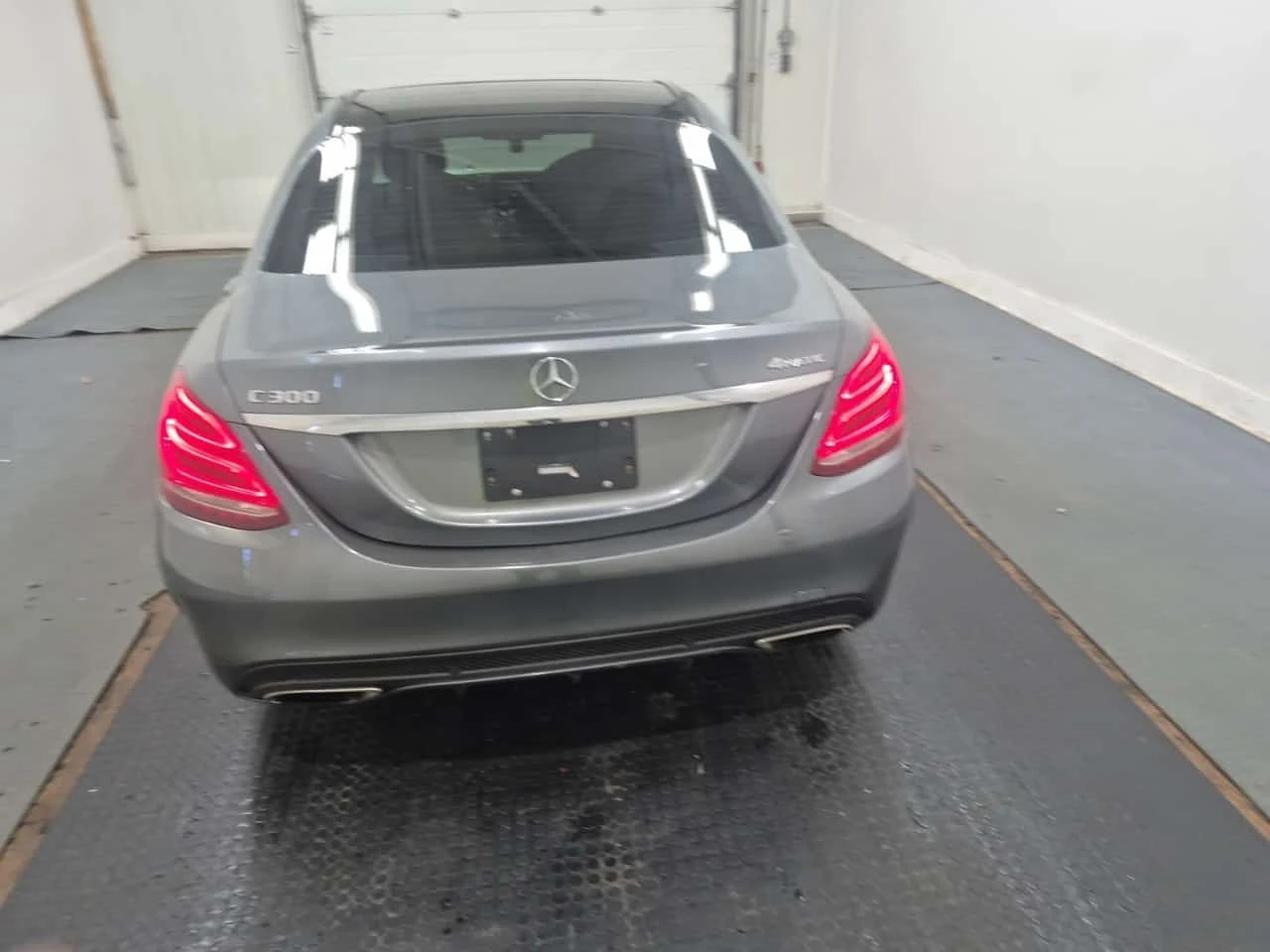 Mercedes-Benz C 300 * CARFAX * ОПЦИЯ ЗА ФИНАНСИРАНЕ , снимка 17 - Автомобили и джипове - 55355946