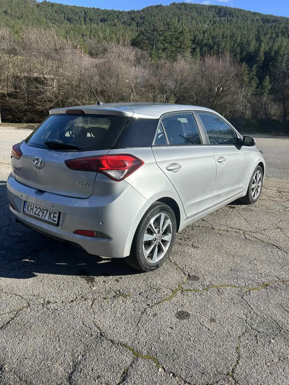 Hyundai I20 1.1 CRDI, снимка 4 - Автомобили и джипове - 55627513