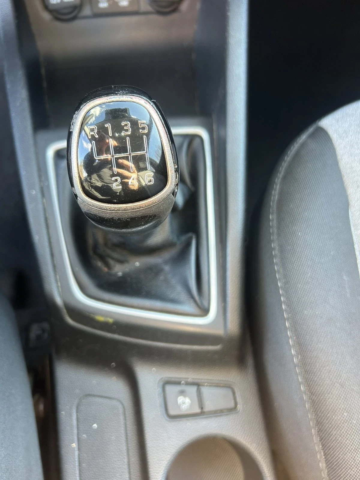 Hyundai I20 1.1 CRDI, снимка 10 - Автомобили и джипове - 55627513