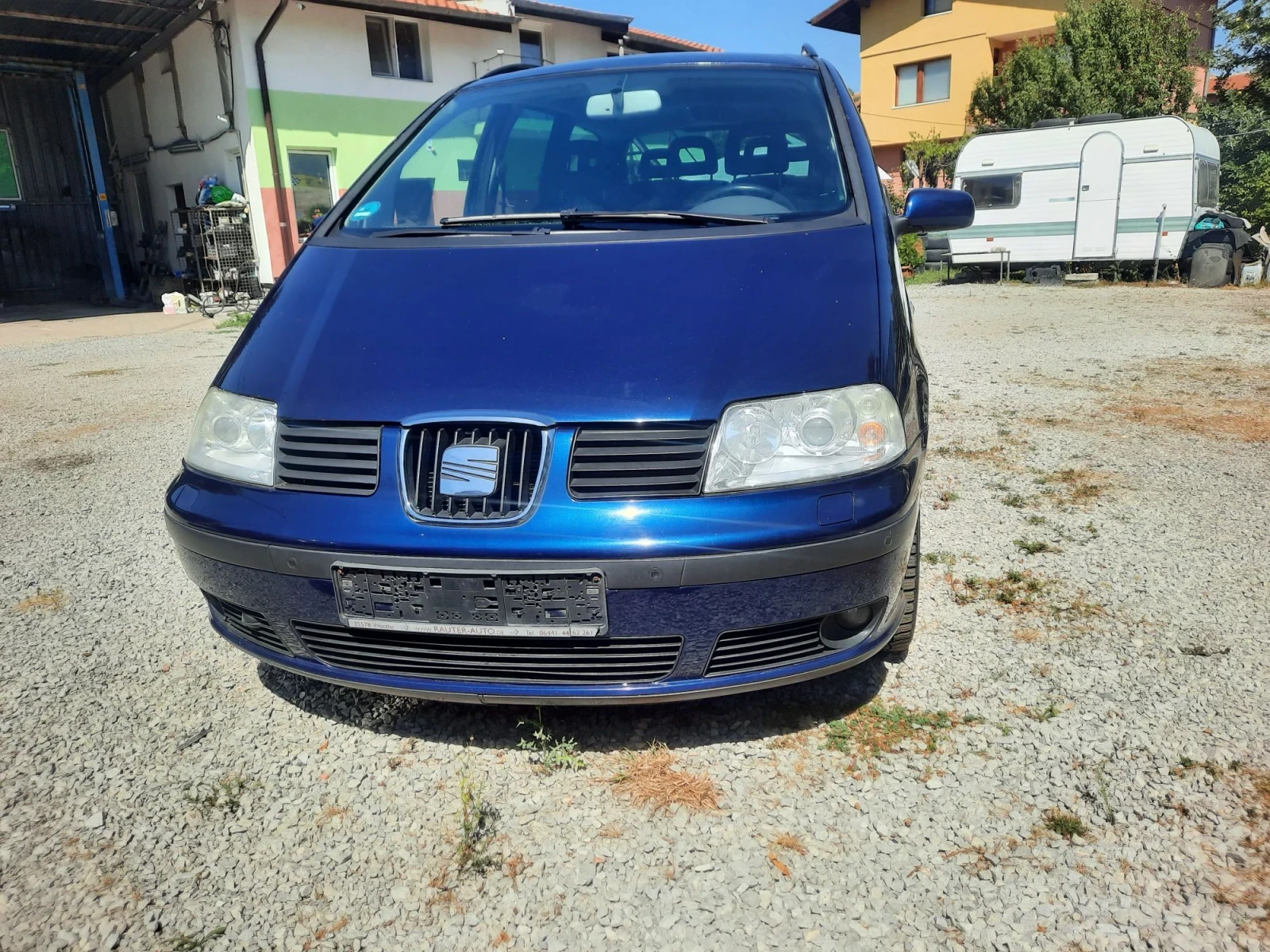 Seat Alhambra 1.8 i turbo 7 места, снимка 3 - Автомобили и джипове - 56024052