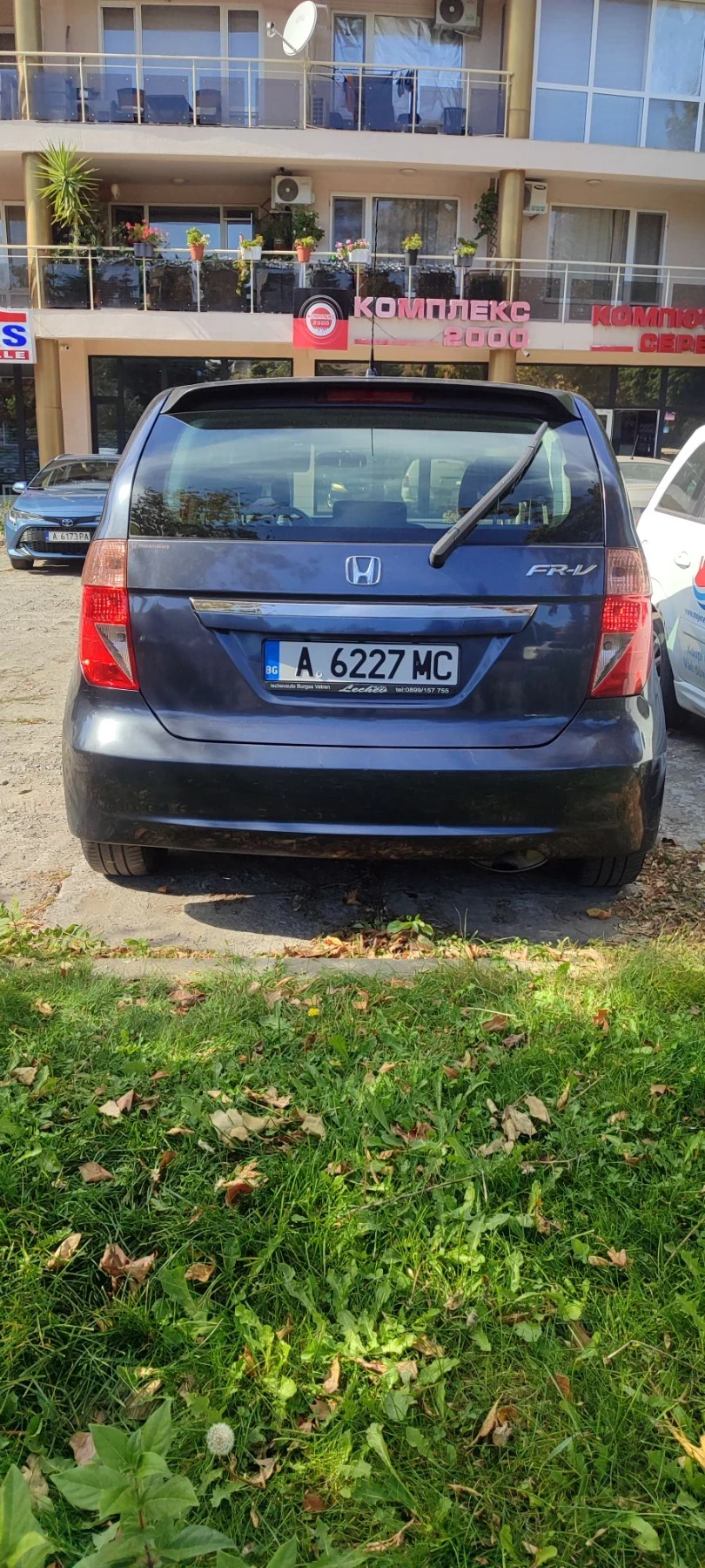 Honda Fr-v, снимка 3 - Автомобили и джипове - 56432002