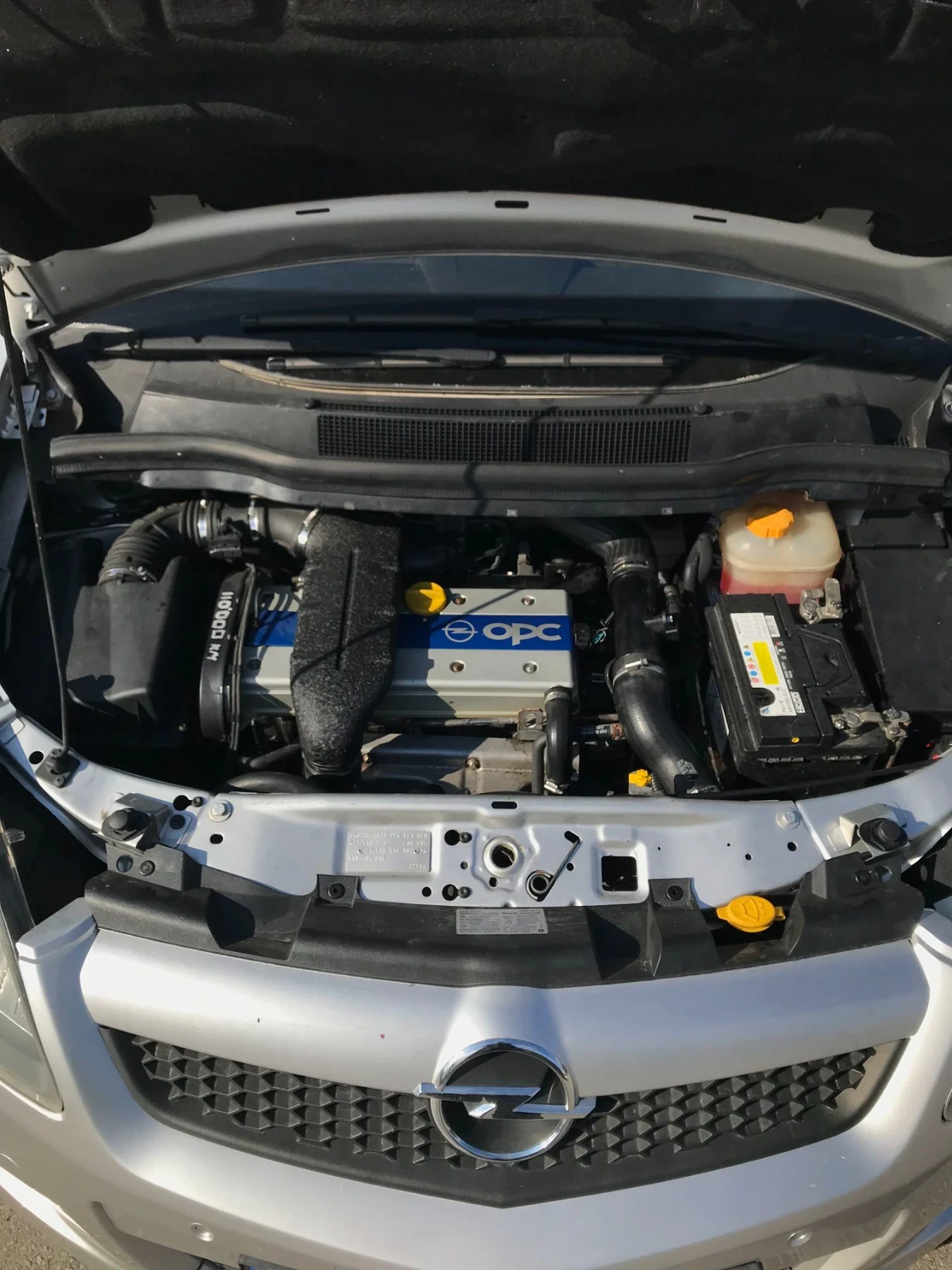Opel Zafira, снимка 6 - Автомобили и джипове - 56553410