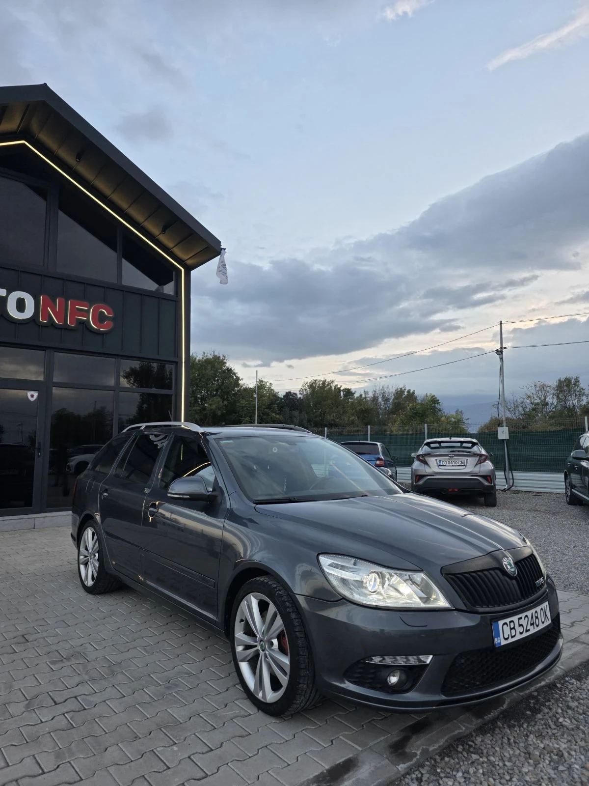 Skoda Octavia VRS, снимка 2 - Автомобили и джипове - 56605483
