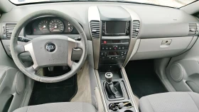 Kia Sorento ВСИЧКО ПЛАТЕНО/ОБСЛУЖЕН/NAV/DVD/KAM/4WD/ТЕГЛИЧ - 2800 € / 5476.32 лв. - 35704480 13