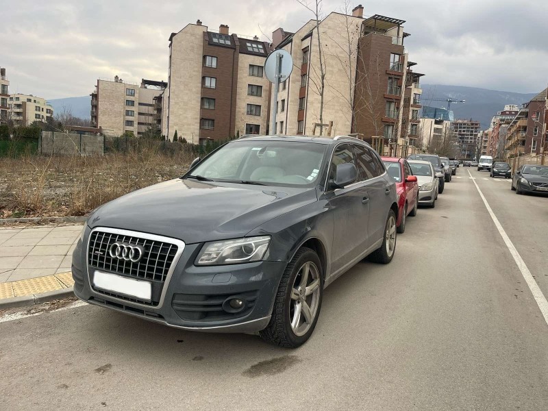 Audi Q5, снимка 4 - Автомобили и джипове - 45579833