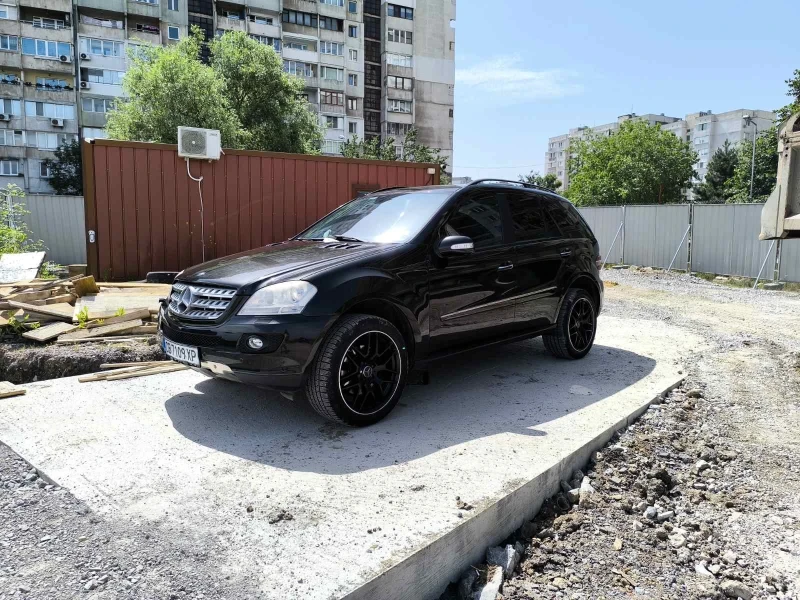 Mercedes-Benz ML 320, снимка 1 - Автомобили и джипове - 47856534