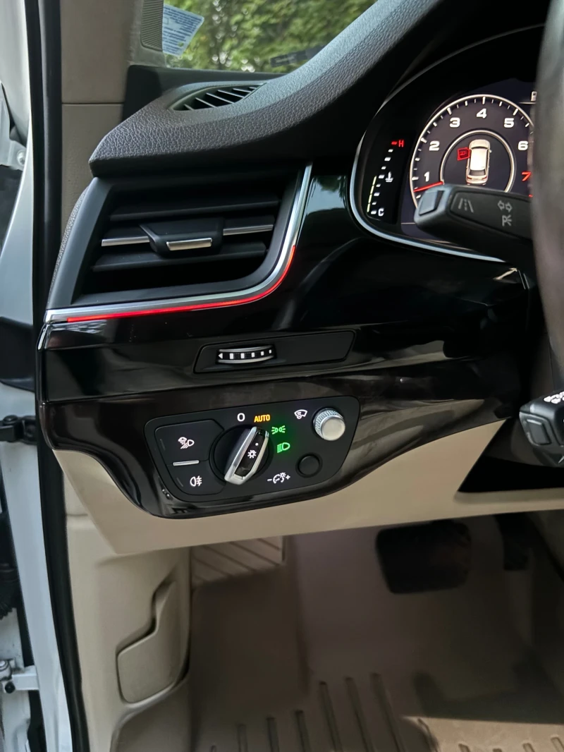 Audi Q7 Prestige, снимка 13 - Автомобили и джипове - 48369703