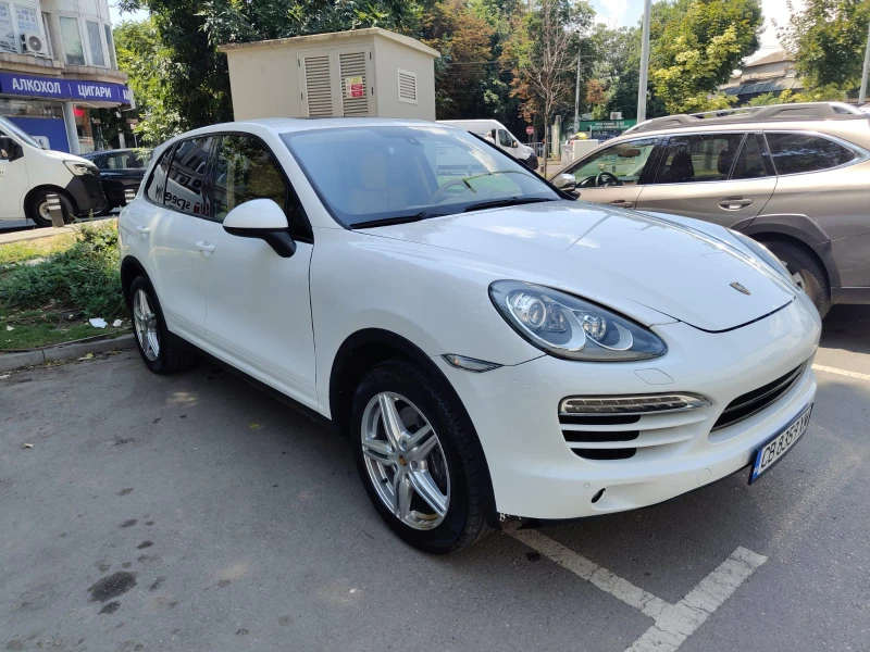 Porsche Cayenne, снимка 3 - Автомобили и джипове - 52311753