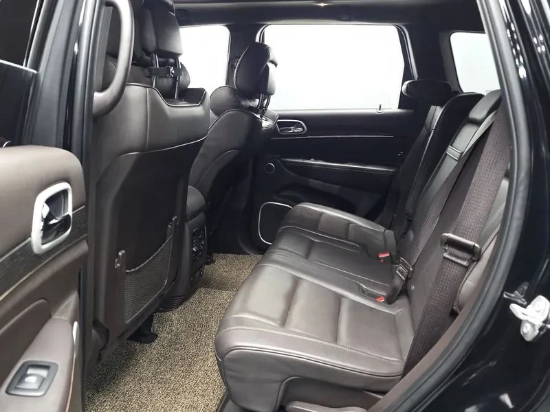 Jeep Grand cherokee 3.0 DIESEL, снимка 11 - Автомобили и джипове - 54779189