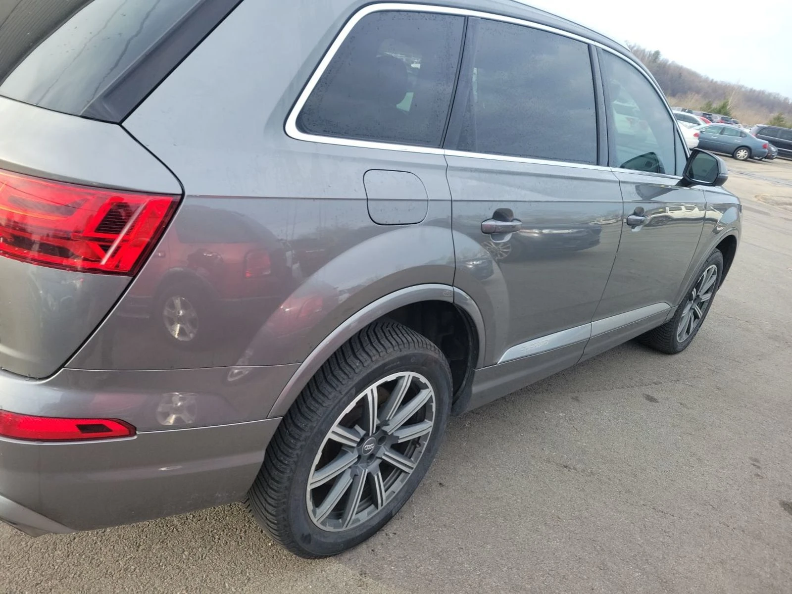 Audi Q7 3.0T* PRESTIGE* ДИГИТАЛНО* ТАБЛО* ДИСТРОНИК* 360КА - изображение 3