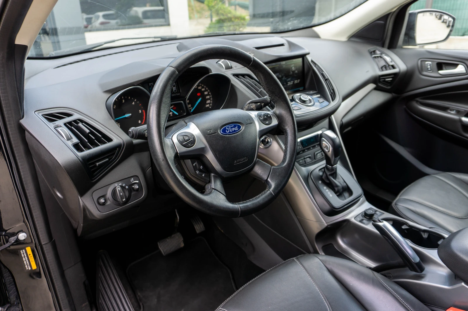 Ford Kuga 2.0 TDCI-4x4-АВТОМАТИК-94 479 РЕАЛНИ КИЛОМЕТРА!!! - изображение 9