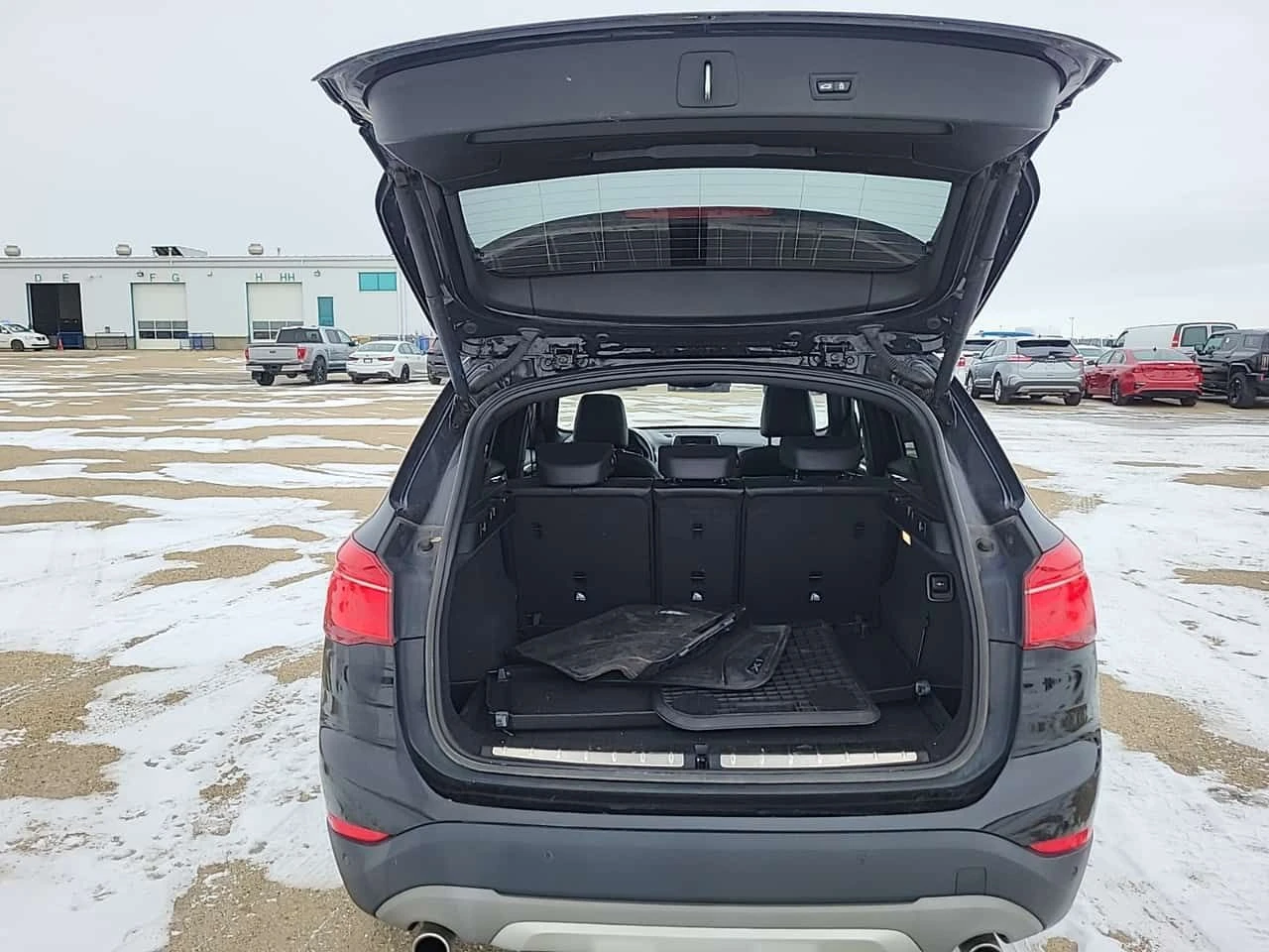 BMW X1 XDRIVE28I /CARFAX / Подгрев/Панорама/Памет/, снимка 13 - Автомобили и джипове - 54152441