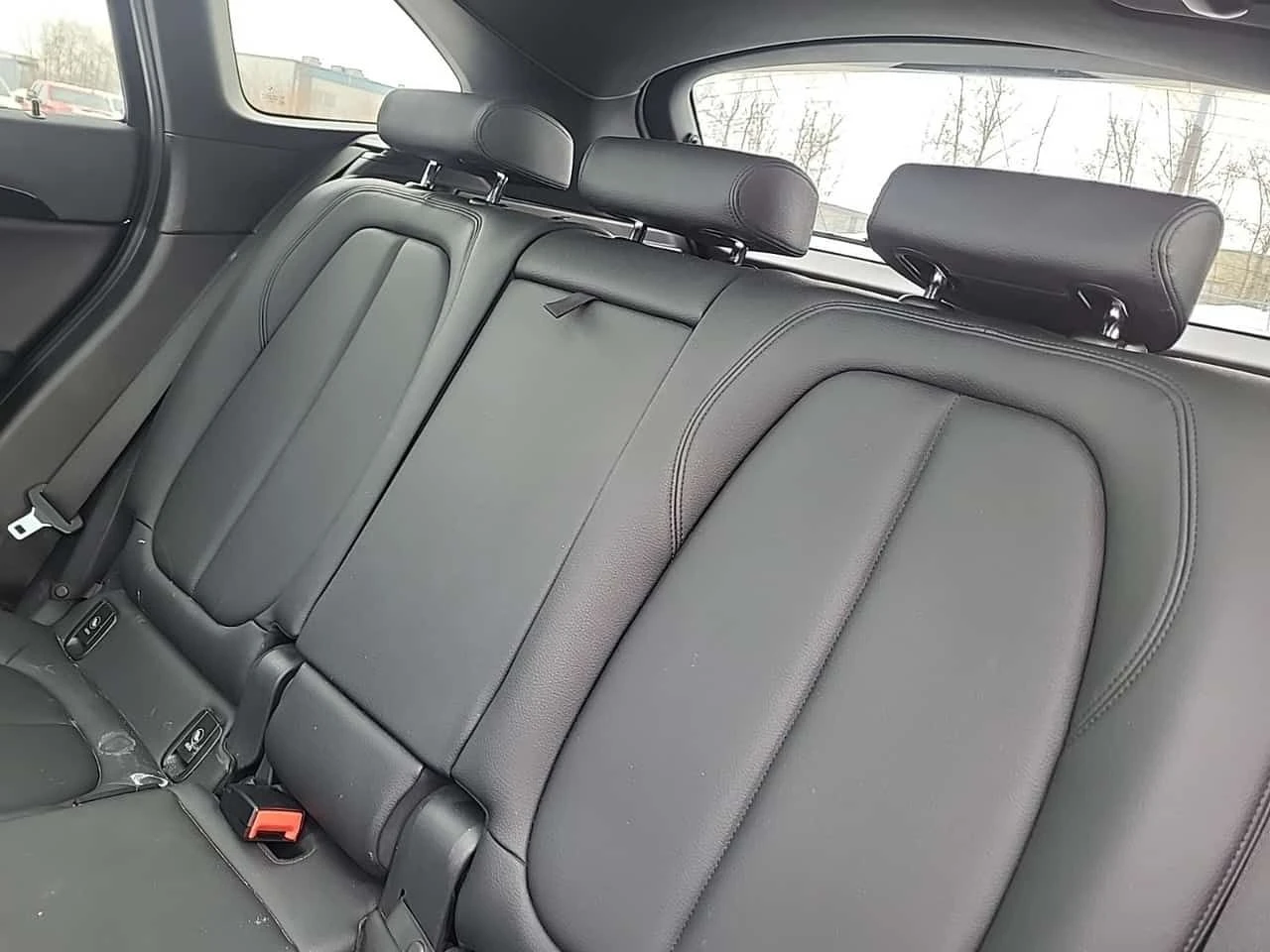 BMW X1 XDRIVE28I /CARFAX / Подгрев/Панорама/Памет/, снимка 11 - Автомобили и джипове - 54152441