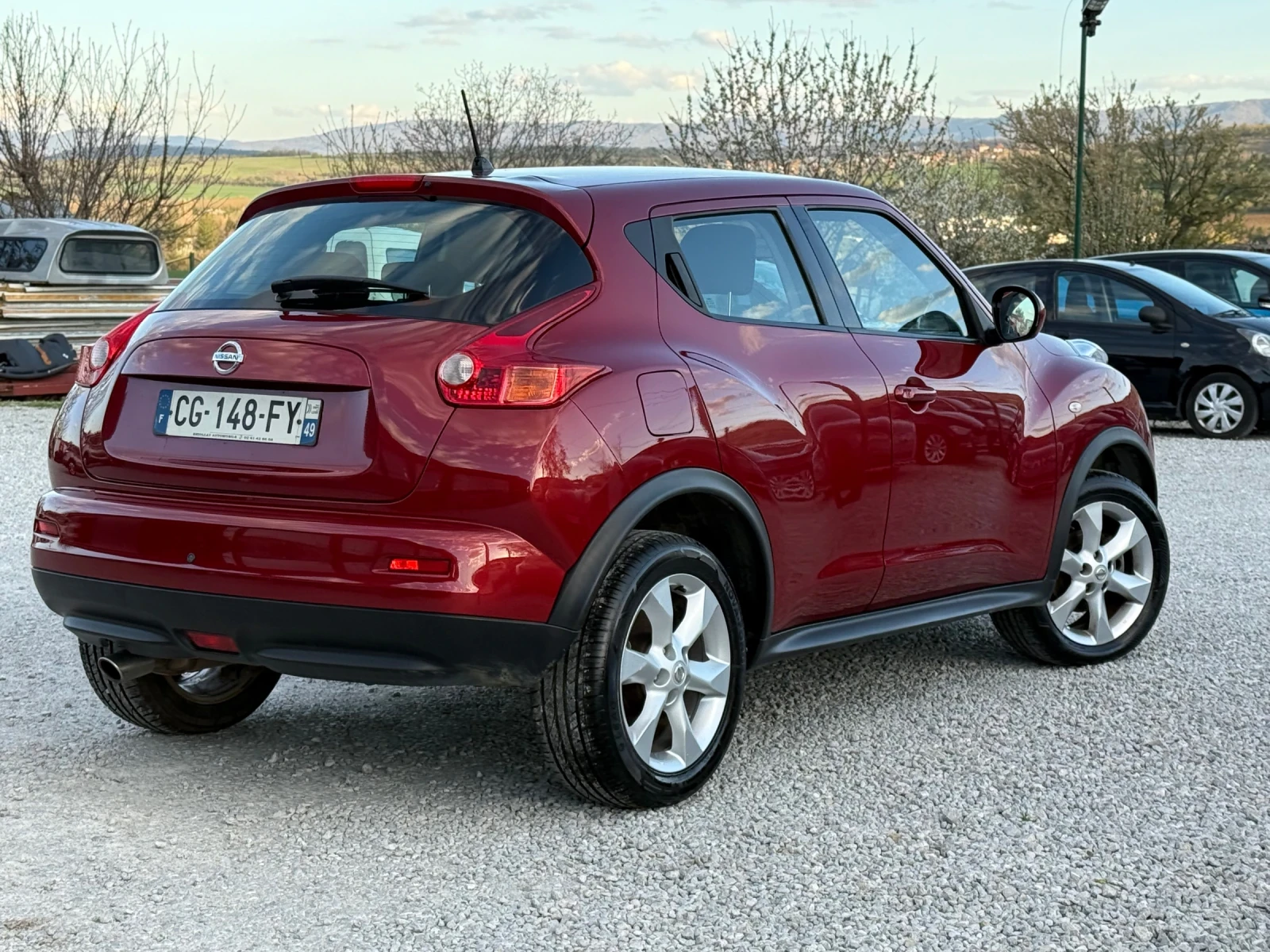 Nissan Juke 1.5DCi Navi KAM, снимка 3 - Автомобили и джипове - 54182379